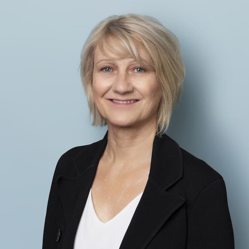 Photo of Karin Muller